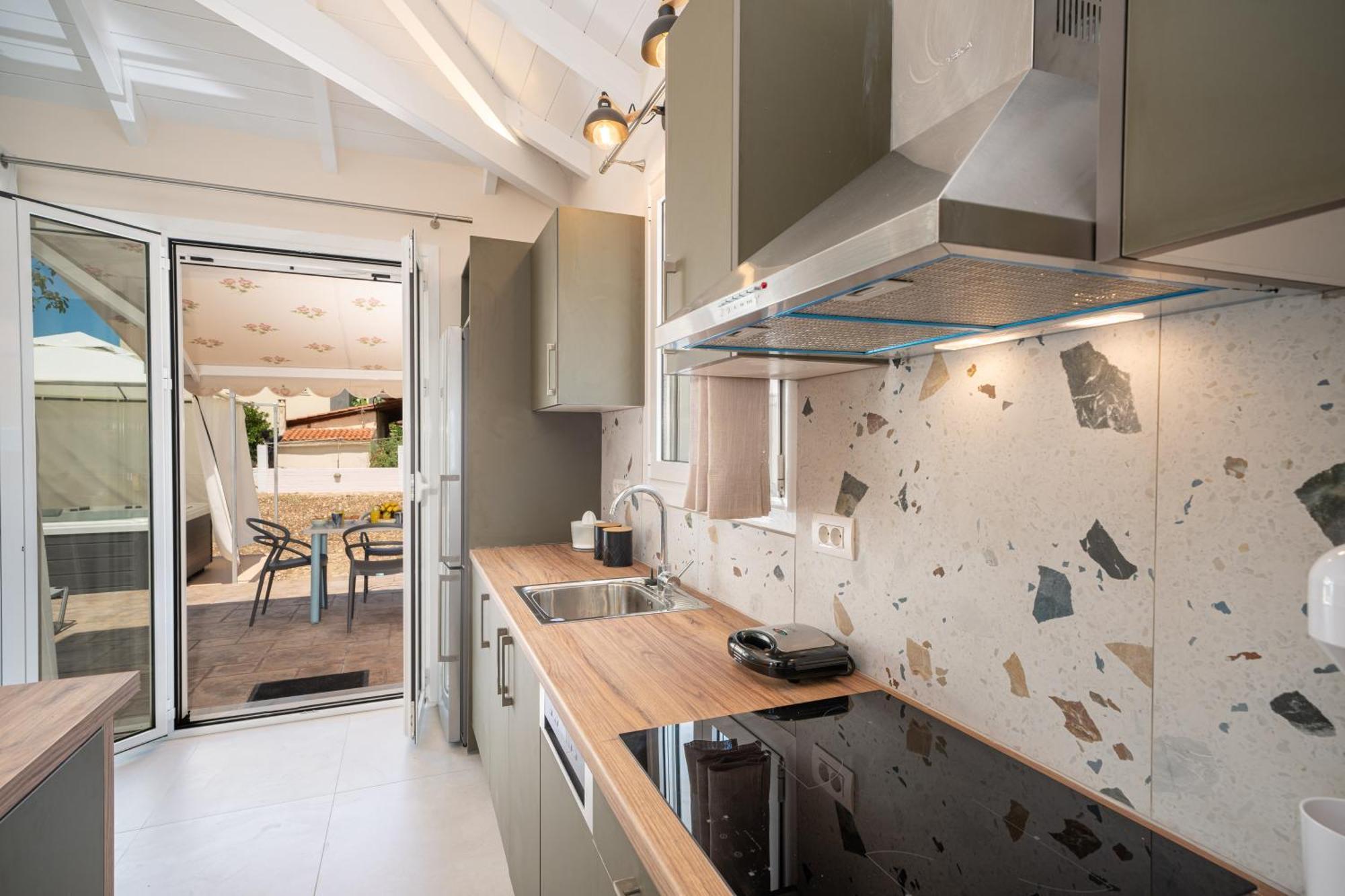 Villa Amazona 萨米 外观 照片